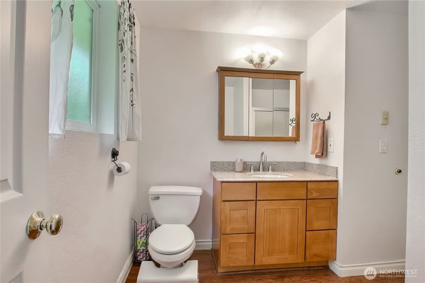 Property photo for 18233 SE 262nd Place, Covington photo 13