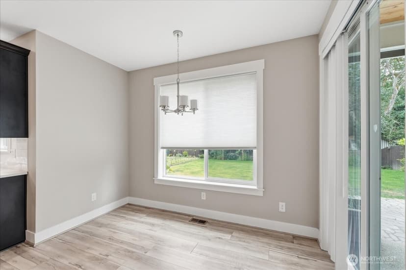 Property photo for 8316 Wildwood Avenue SW, Lakewood photo 10