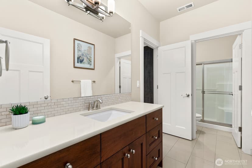 Property photo for 9026 NE 127th Place, Kirkland photo 21