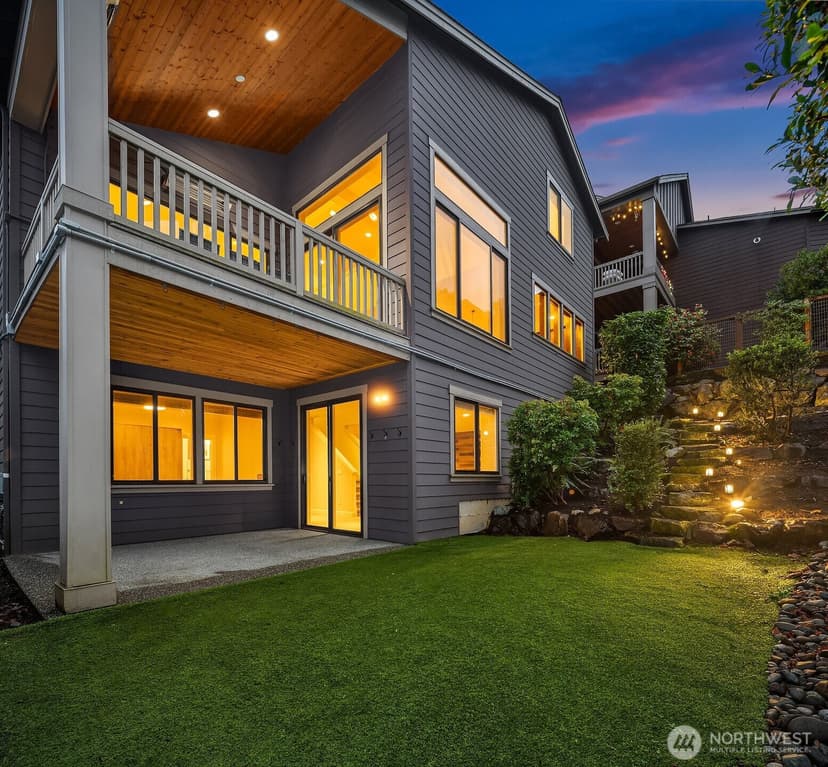 Property photo for 9026 NE 127th Place, Kirkland photo 22