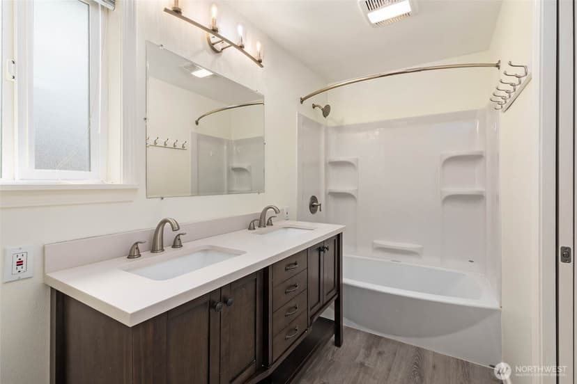 Property photo for 21124 50th Place W, Lynnwood photo 16