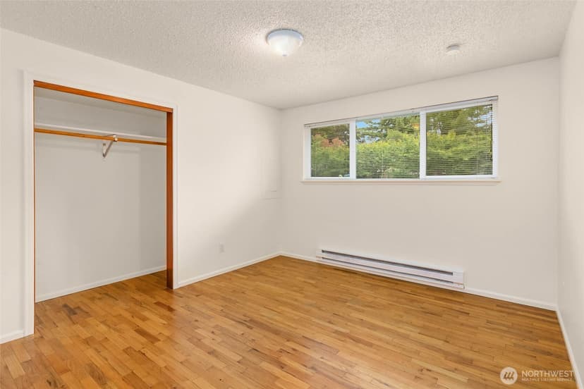 Property photo for 21124 50th Place W, Lynnwood photo 11