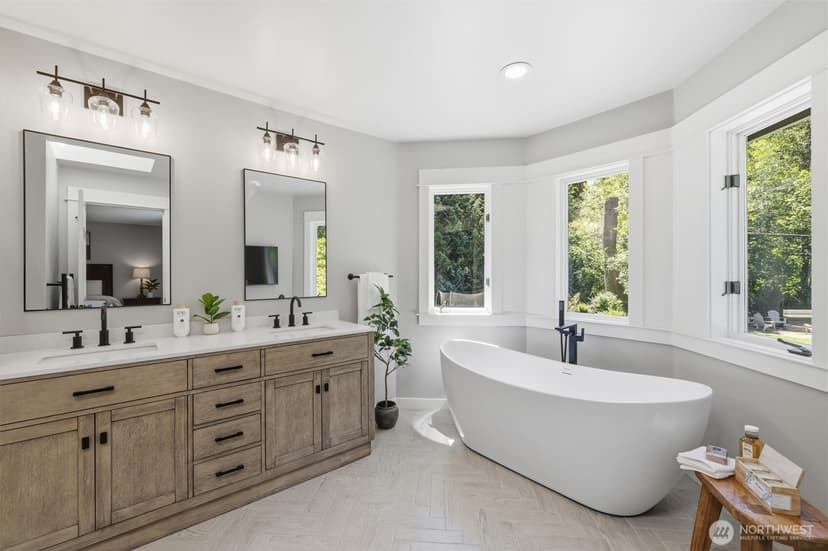 Property photo for 20919 SE 213th Street, Maple Valley photo 16