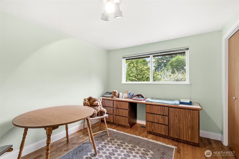 Property photo for 16262 15th Avenue SW, Burien photo 10