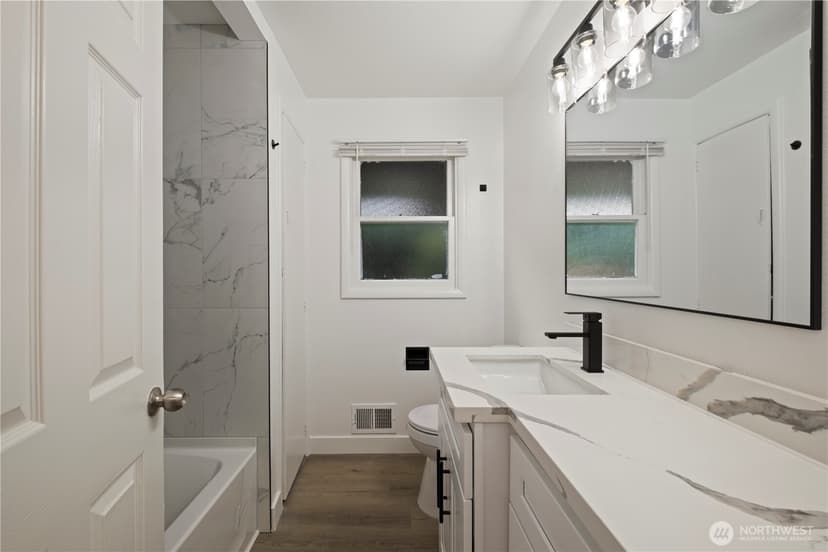 Property photo for 8408 121st Street SW, Lakewood photo 15