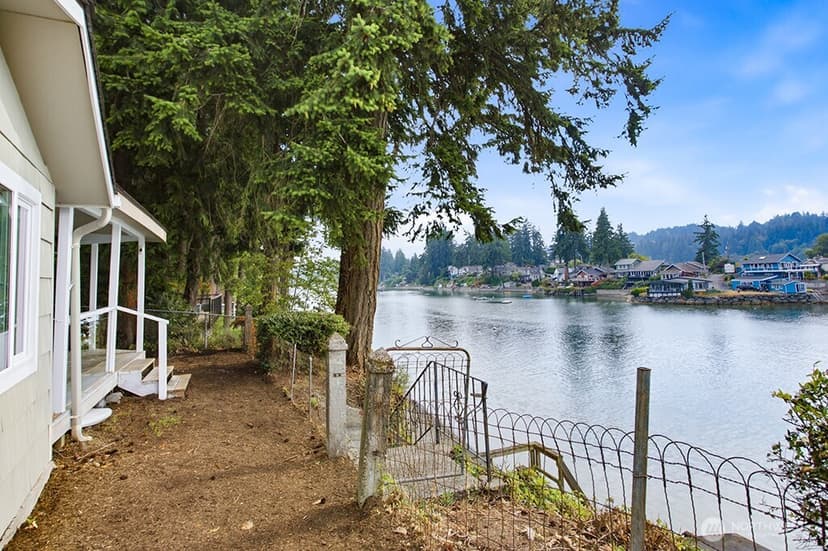 Property photo for 2161 Marine Drive, Bremerton photo 27