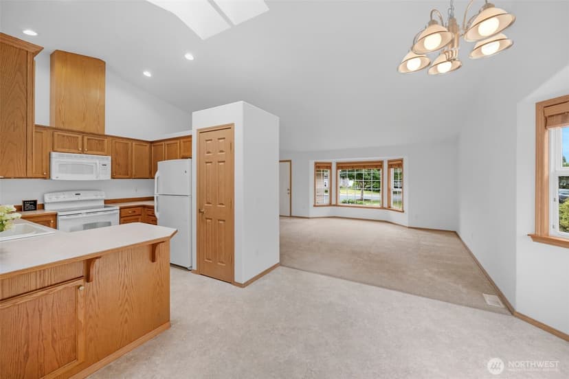 Property photo for 5119 113th Place NE, Marysville photo 8