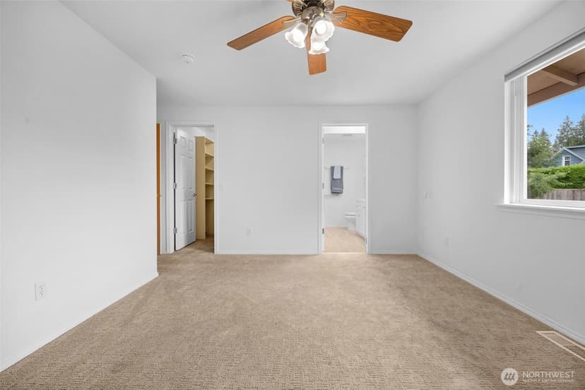 Property photo for 5119 113th Place NE, Marysville photo 13