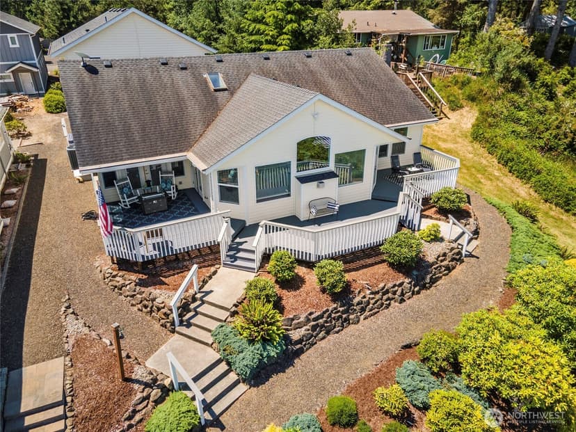 Property photo for 772 Falls of Clyde Loop SE, Ocean Shores photo 31