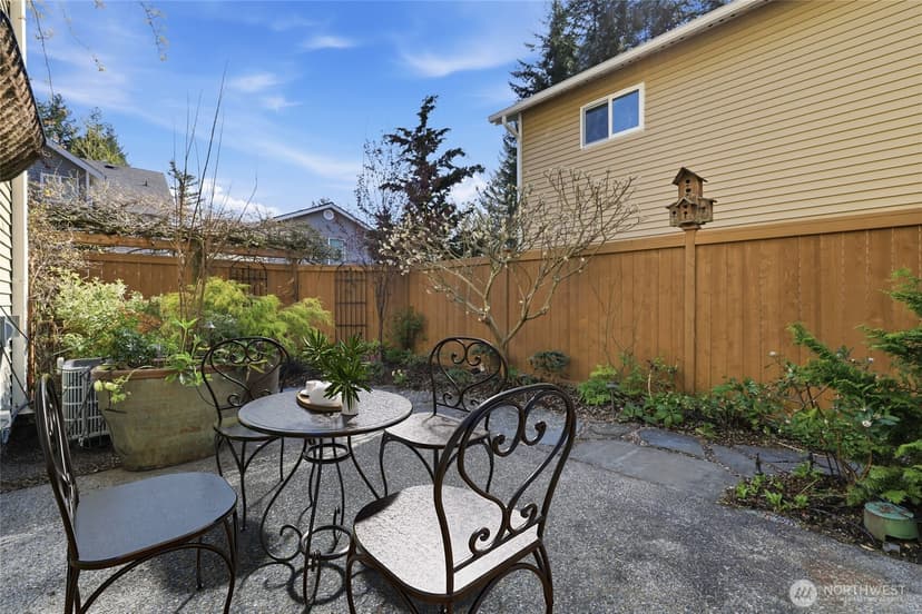 Property photo for 36703 SE Gravenstein Court, Snoqualmie photo 25