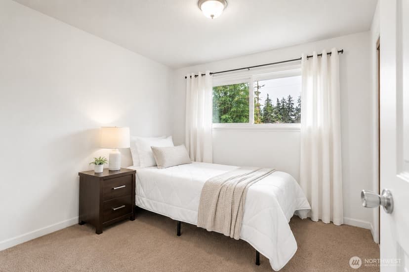Property photo for 9801 119th Street SW, Lakewood photo 9