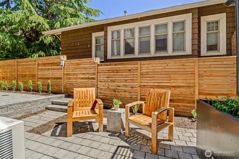 Property photo for 4464 Midvale Avenue N, Seattle photo 30