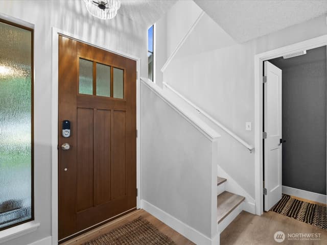 Property photo for 16116 SE 166th Street, Renton photo 4