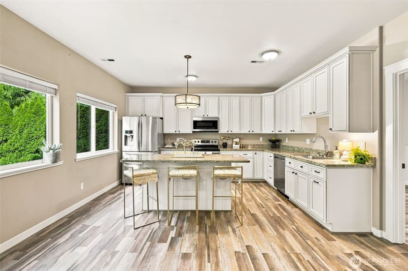 Property photo for 18012 Ambleside Court, Arlington photo 33