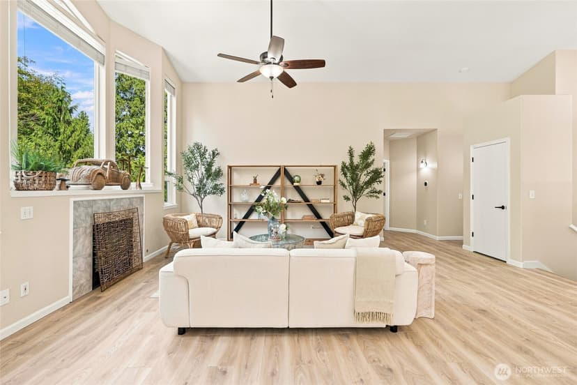 Property photo for 18012 Ambleside Court, Arlington photo 11