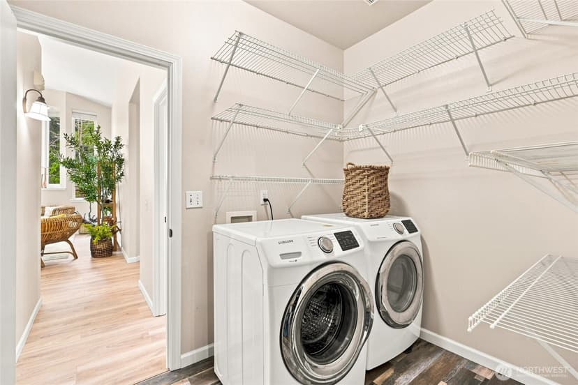 Property photo for 18012 Ambleside Court, Arlington photo 29