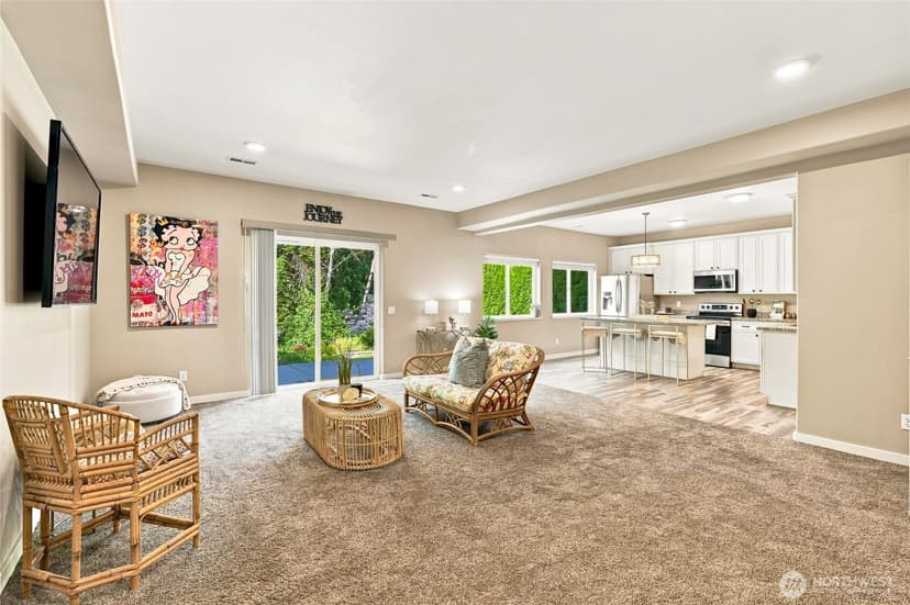 Property photo for 18012 Ambleside Court, Arlington photo 30
