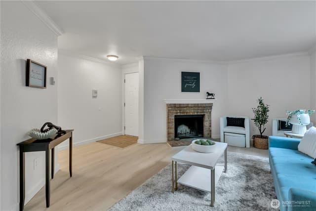 Property photo for 23410 18th Avenue S #J102, Des Moines photo 4