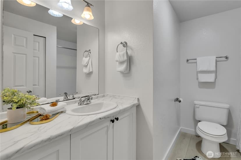 Property photo for 23410 18th Avenue S #J102, Des Moines photo 14