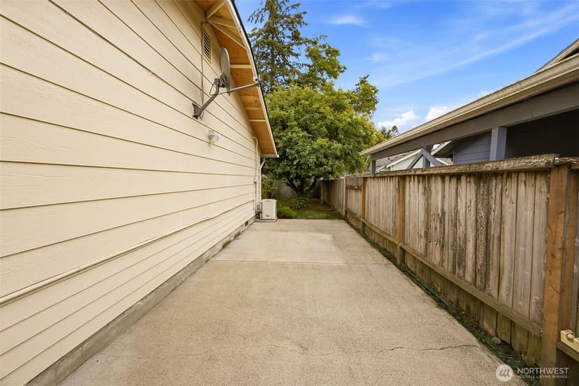 Property photo for 9525 E E Street, Tacoma photo 22
