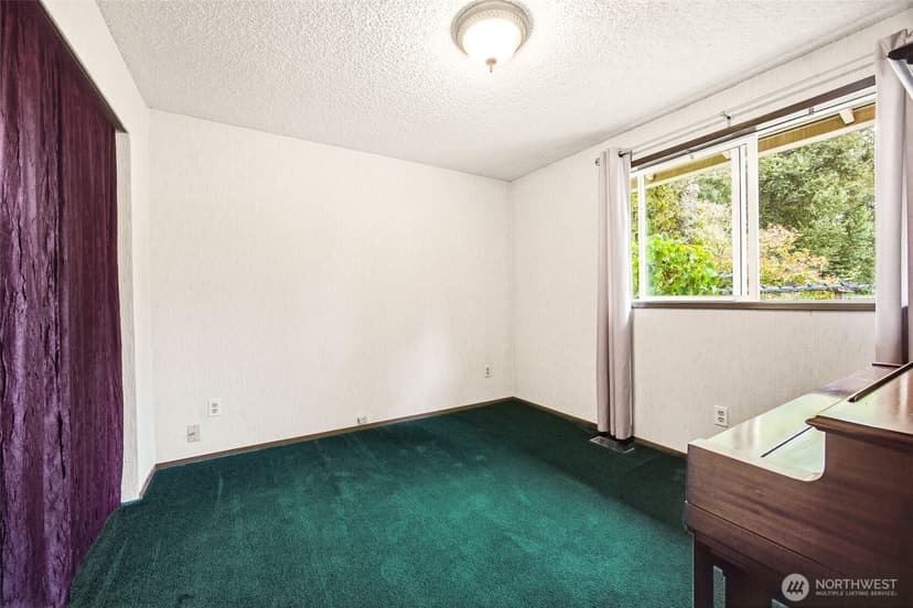 Property photo for 9525 E E Street, Tacoma photo 14