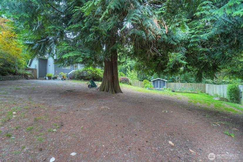 Property photo for 22035 Sea Vista NE, Poulsbo photo 32