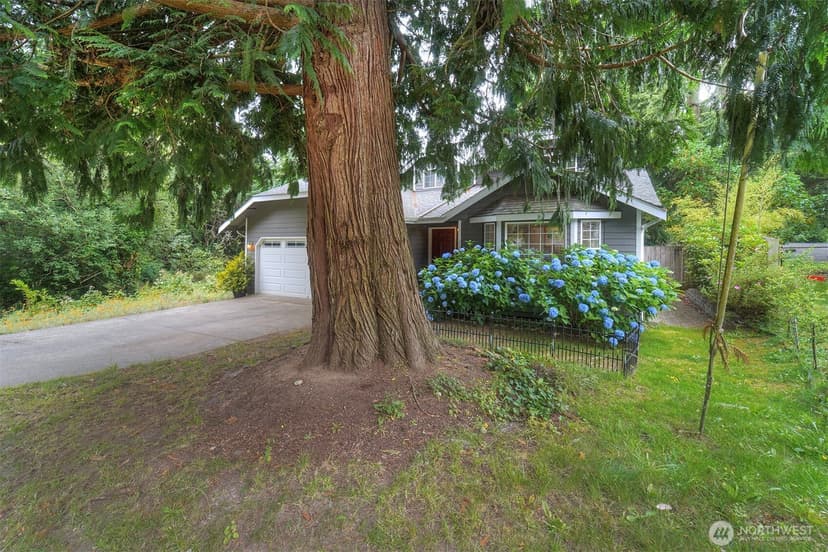 Property photo for 22035 Sea Vista NE, Poulsbo photo 6