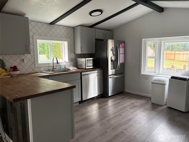 Property photo for 20810 108th Street E, Bonney Lake photo 4