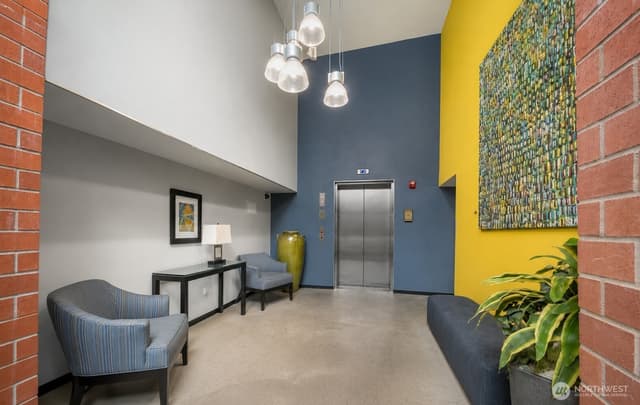 Property photo for 4422 Bagley Avenue N #204, Seattle photo 3