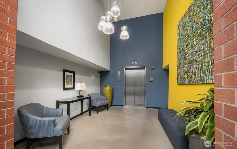 Property photo for 4422 Bagley Avenue N #204, Seattle photo 3
