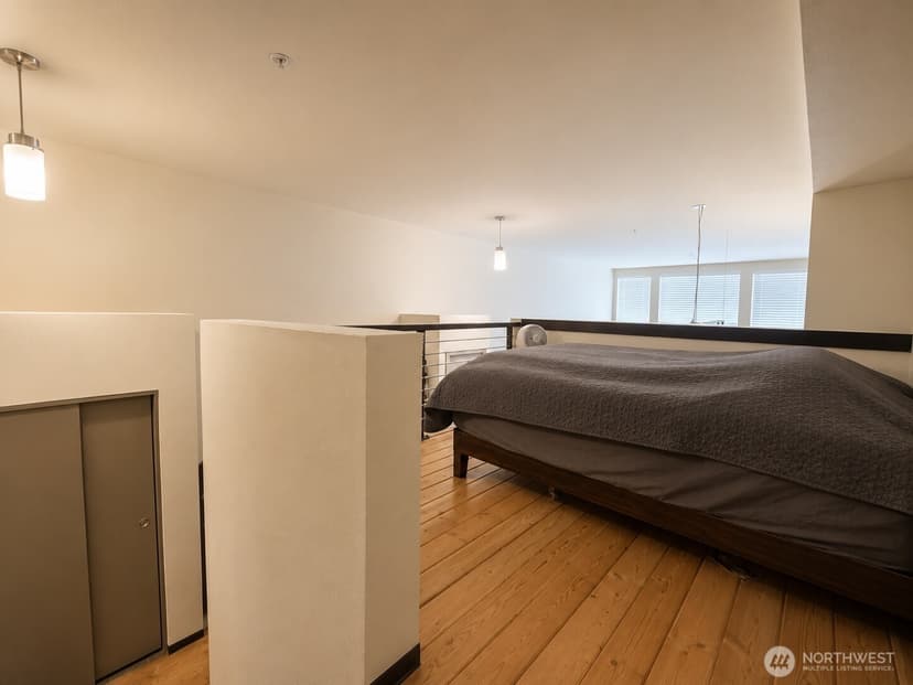 Property photo for 4422 Bagley Avenue N #204, Seattle photo 8