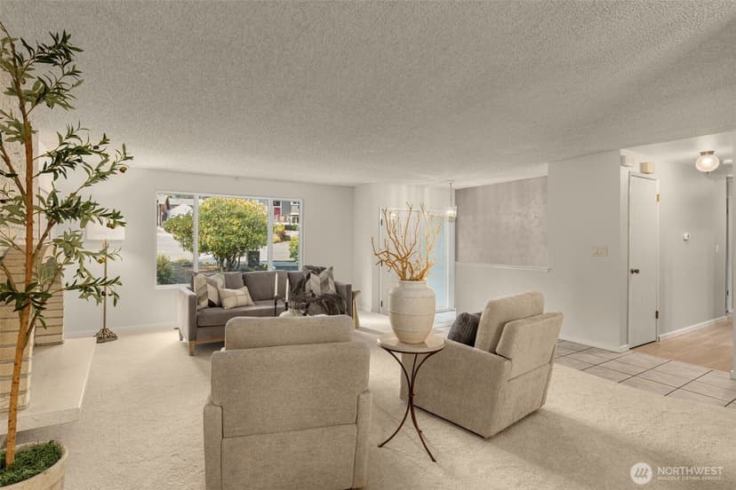 Property photo for 10763 NE 139th Street, Kirkland photo 6