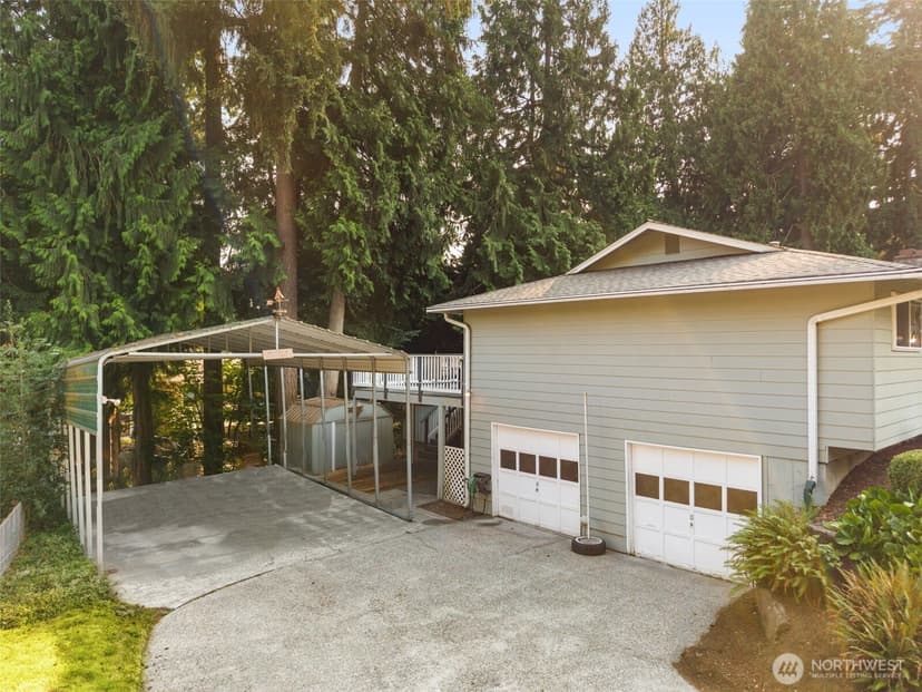 Property photo for 10763 NE 139th Street, Kirkland photo 30