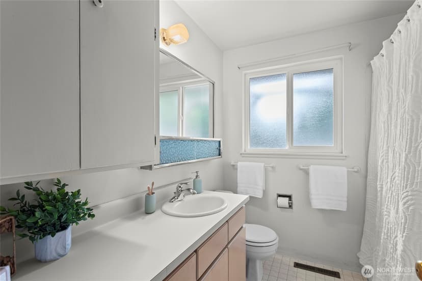 Property photo for 8710 33rd Street W, Tacoma photo 13