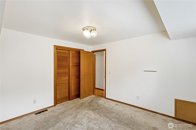 Property photo for 11222 92nd Avenue Ct SW, Lakewood photo 10