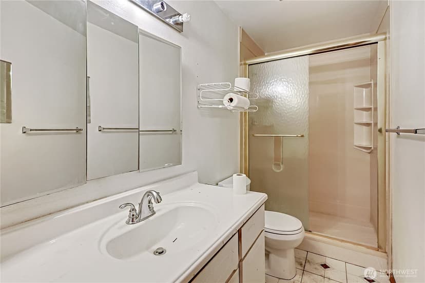 Property photo for 11222 92nd Avenue Ct SW, Lakewood photo 9