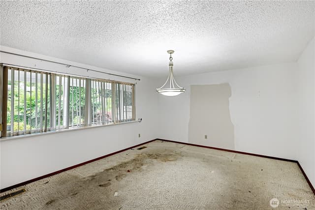 Property photo for 11222 92nd Avenue Ct SW, Lakewood photo 3