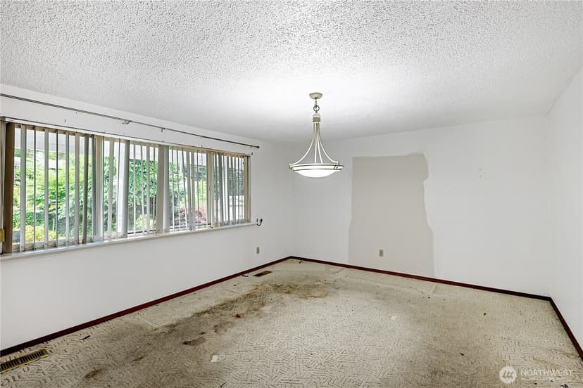 Property photo for 11222 92nd Avenue Ct SW, Lakewood photo 3
