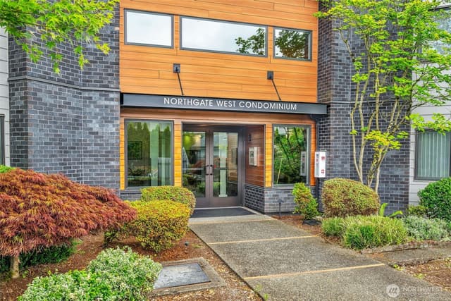 Property photo for 11300 1st Avenue NE #115, Seattle photo 2
