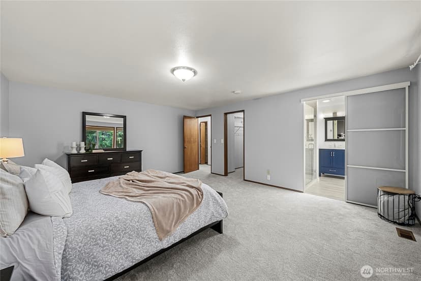 Property photo for 18207 159th Court SE, Renton photo 22