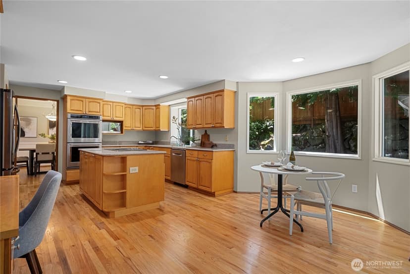 Property photo for 18207 159th Court SE, Renton photo 15