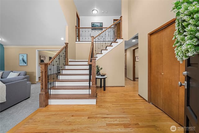 Property photo for 18207 159th Court SE, Renton photo 3