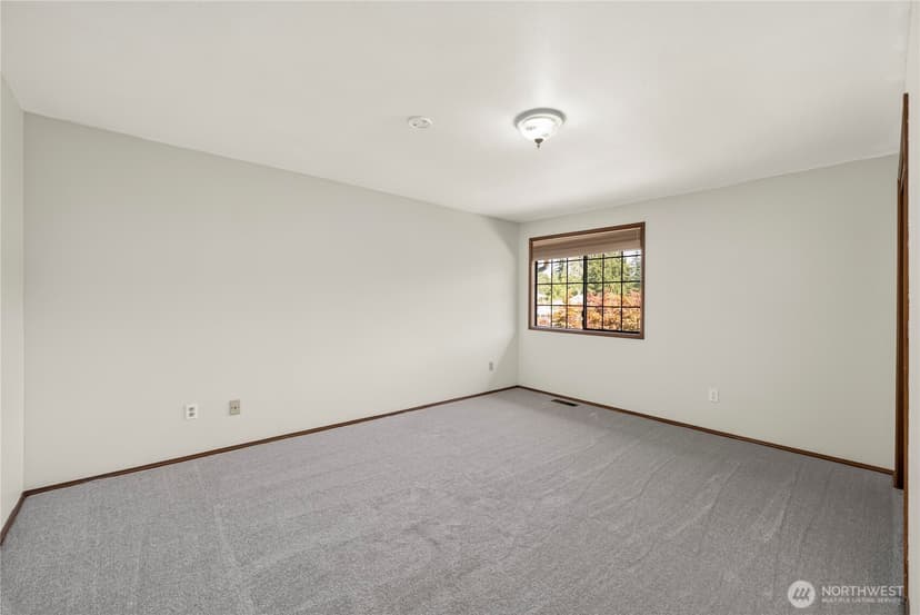Property photo for 18207 159th Court SE, Renton photo 27
