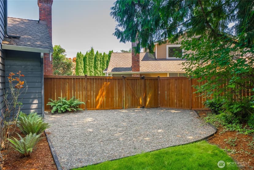 Property photo for 18207 159th Court SE, Renton photo 35