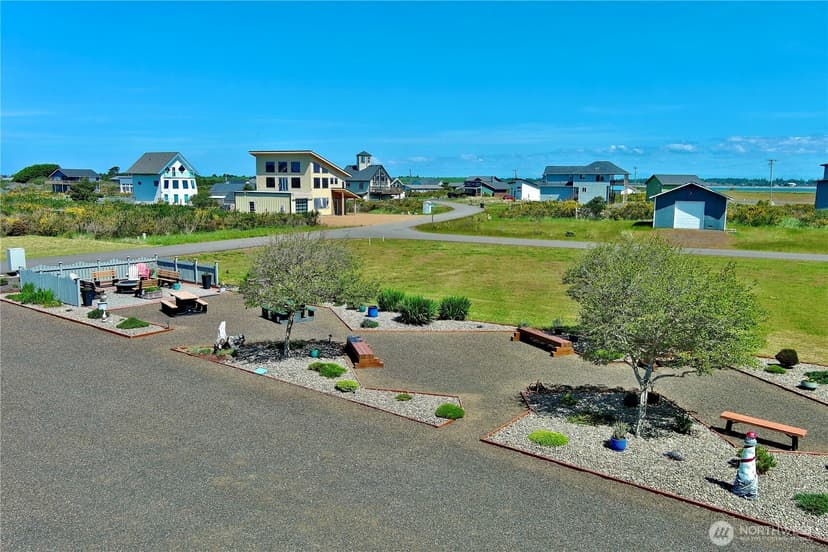 Property photo for 401 Westport View SW #303, Ocean Shores photo 35