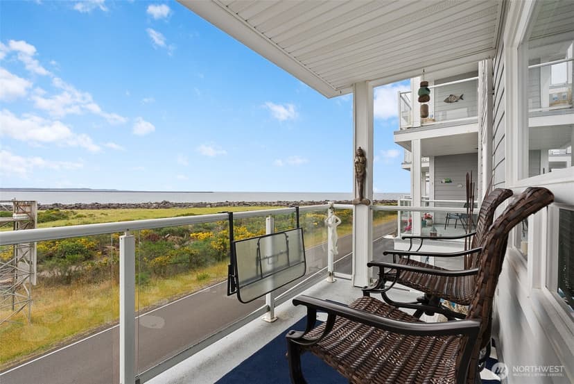 Property photo for 401 Westport View SW #303, Ocean Shores photo 19