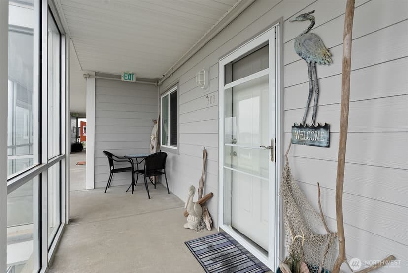 Property photo for 401 Westport View SW #303, Ocean Shores photo 2