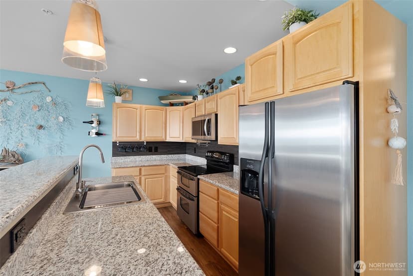 Property photo for 401 Westport View SW #303, Ocean Shores photo 14