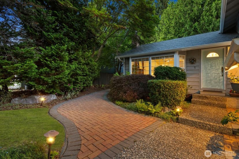 Property photo for 17801 23rd Avenue SE, Bothell photo 5
