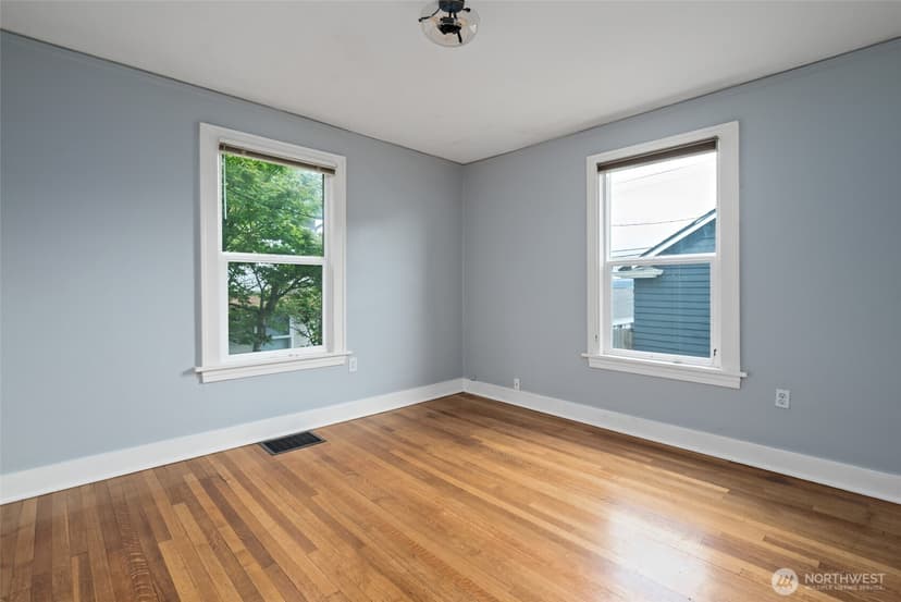 Property photo for 3731 Hoyt Ave, Everett photo 17